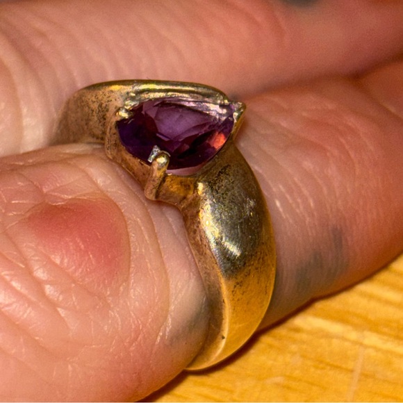 Vintage Sterling Silver Amethyst Ring - Picture 3 of 4